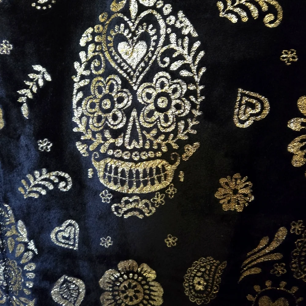 N/A material dead velvet